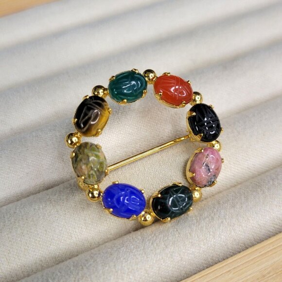 Gold Tone Circle Brooch Pin Multi Gemstones Scarabs Vintage 1.5" Diameter - Picture 3 of 5